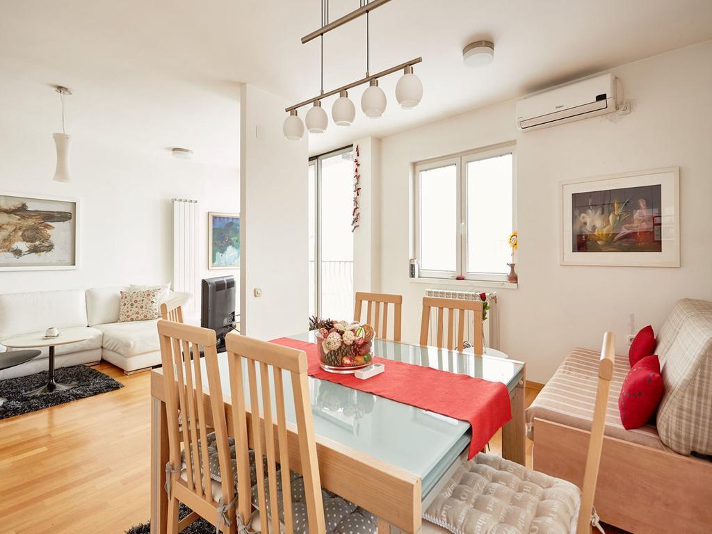 Luxury Apartment Near City Center Скопие Екстериор снимка