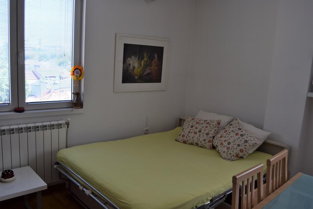 Luxury Apartment Near City Center Скопие Екстериор снимка